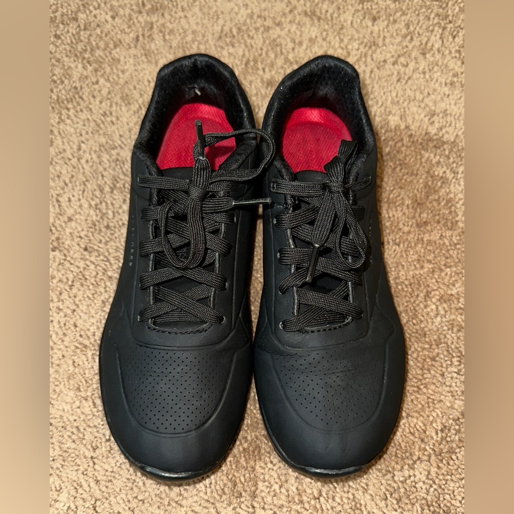 Skechers 
WOMEN'S
Work Relaxed Fit: Uno SR